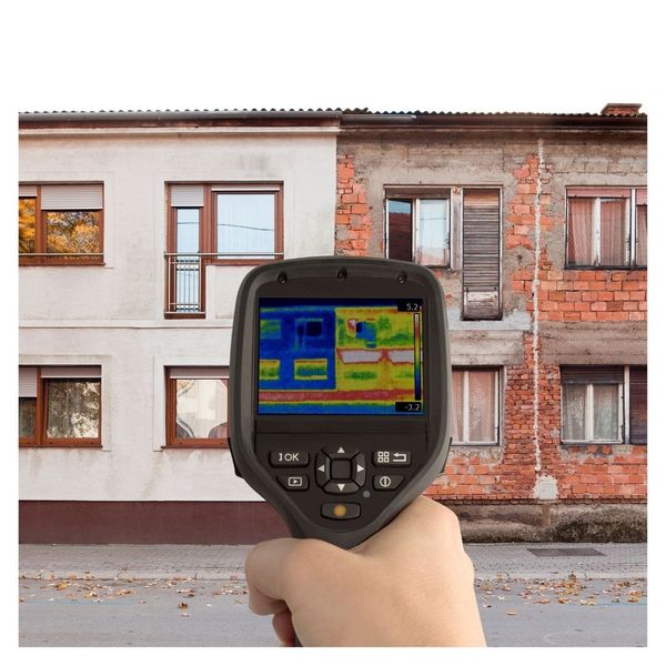 heat loss comparison of an old building and a renovated building